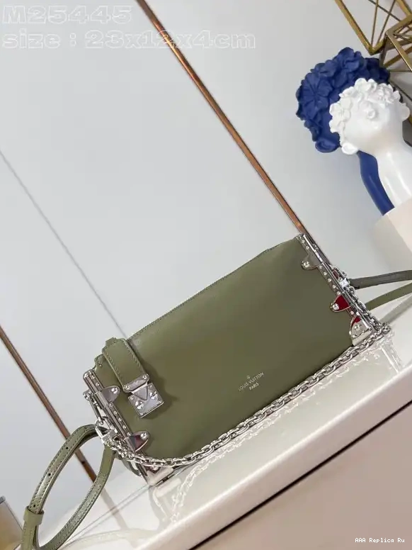 AAA Pruses Bags Trunk-23*12*4CM Slim Louis Vuitton 0611